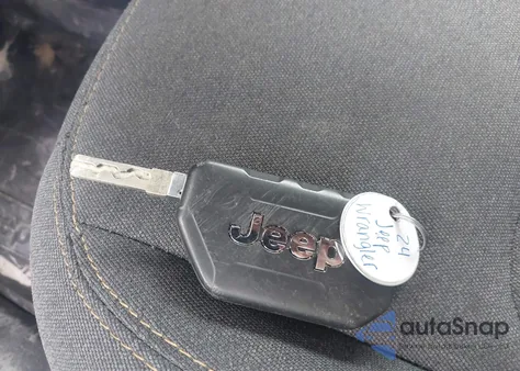 2024 Jeep Wrangler 2-Door Sport 4X4 z USA, uszkodzony, nr VIN 1C4PJXAG1RW261812